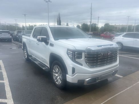 Used 2022 GMC Sierra 1500 Denali image 3