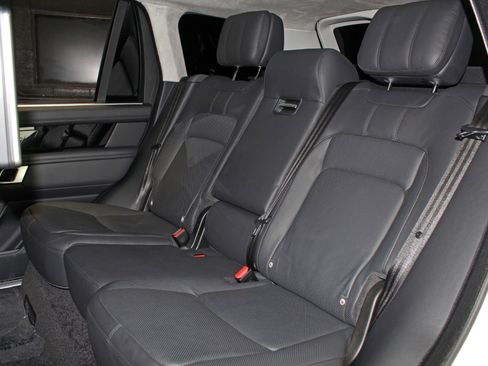 Used 2021 Land Rover Range Rover P525 Westminster Edition LWB image 41