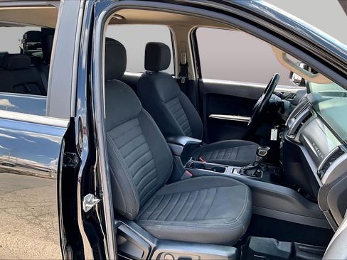 Used 2021 Ford Ranger XLT w/ Equipment Group 302A High AWD/4WD image 9