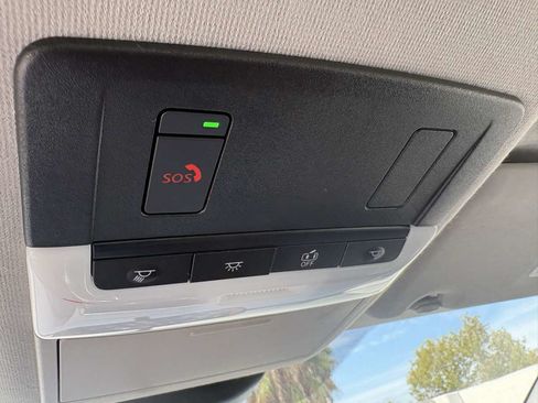 Used 2025 Nissan Sentra SV FWD image 26