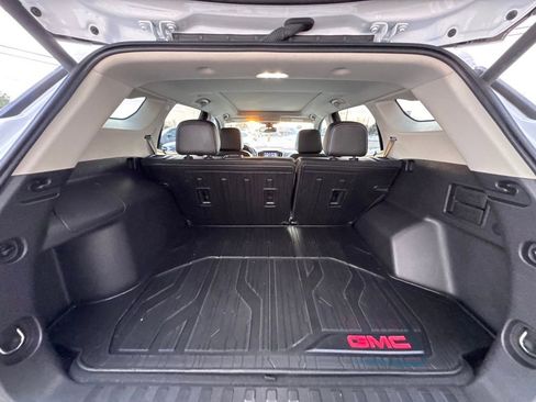 Used 2024 GMC Terrain Denali w/ Denali Premium Package image 27