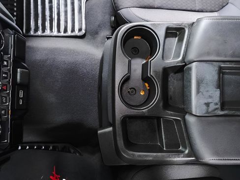 Used 2019 GMC Sierra 1500 SLE AWD/4WD image 16