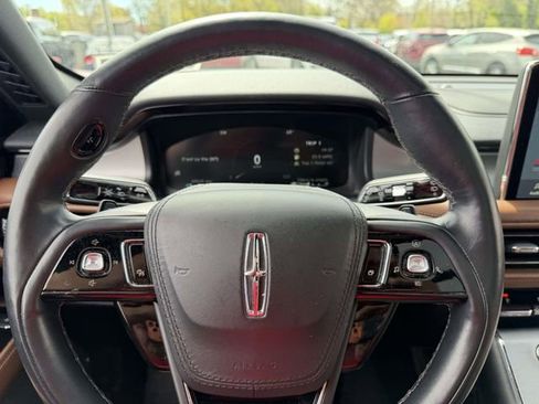 Used 2023 Lincoln Aviator Reserve w/ Equipment Group 201A AWD/4WD image 27