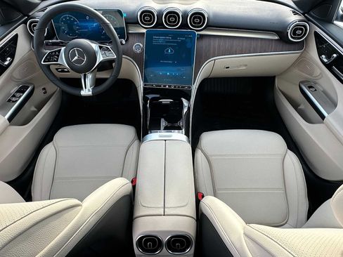 Used 2026 Mercedes-Benz C 300 4MATIC Sedan image 18