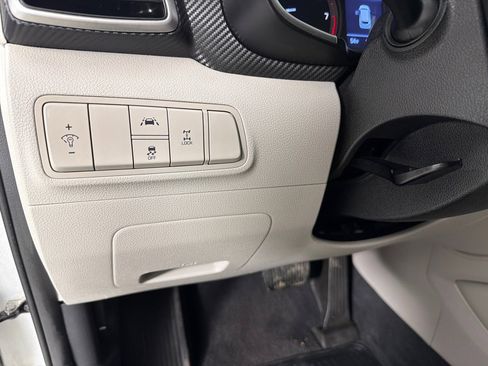 Used 2019 Hyundai Tucson SE image 13