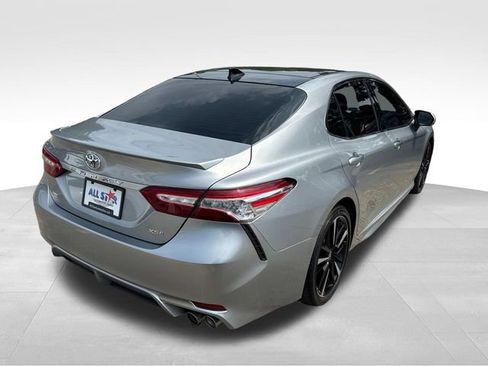 Used 2020 Toyota Camry XSE FWD image 10