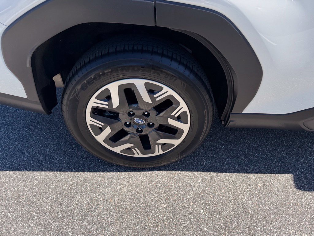 Used 2026 Subaru Forester Premium AWD/4WD image 5