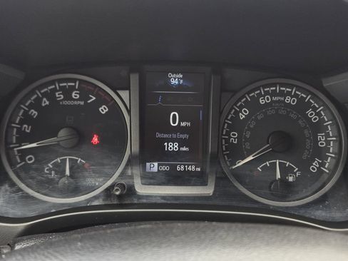 Used 2021 Toyota Tacoma TRD Off-Road AWD/4WD image 22