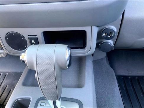 Used 2019 Nissan Frontier S RWD image 32
