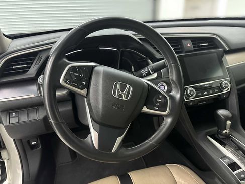 Used 2017 Honda Civic EX-L image 11
