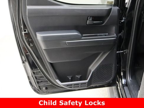 Certified 2025 Toyota Tacoma SR image 24