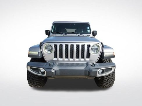 Used 2019 Jeep Wrangler Unlimited Sahara AWD/4WD image 2