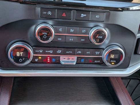 Used 2024 Ford Expedition Max Limited image 30