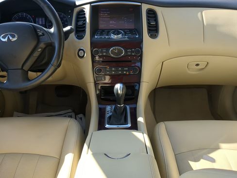 Used 2017 INFINITI QX50 2WD w/ Premium Plus Package image 43