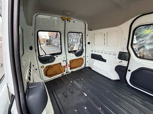 Used 2013 Ford Transit Connect XLT image 37