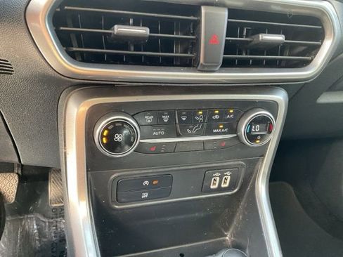 Used 2020 Ford EcoSport SE w/ SE Convenience Package FWD image 20
