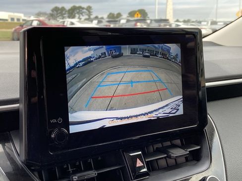 Used 2024 Toyota Corolla LE image 35