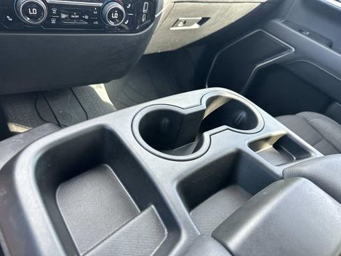 Used 2024 Chevrolet Silverado 1500 LT image 29