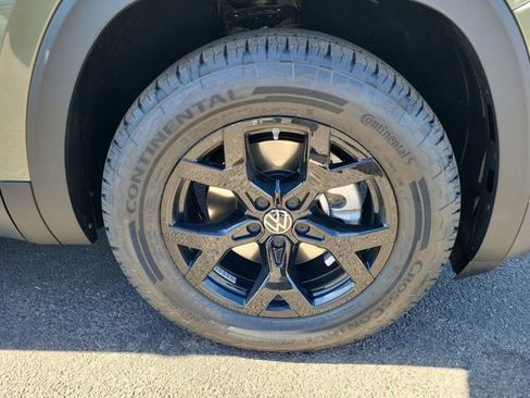 New 2026 Volkswagen Atlas Peak Edition image 20