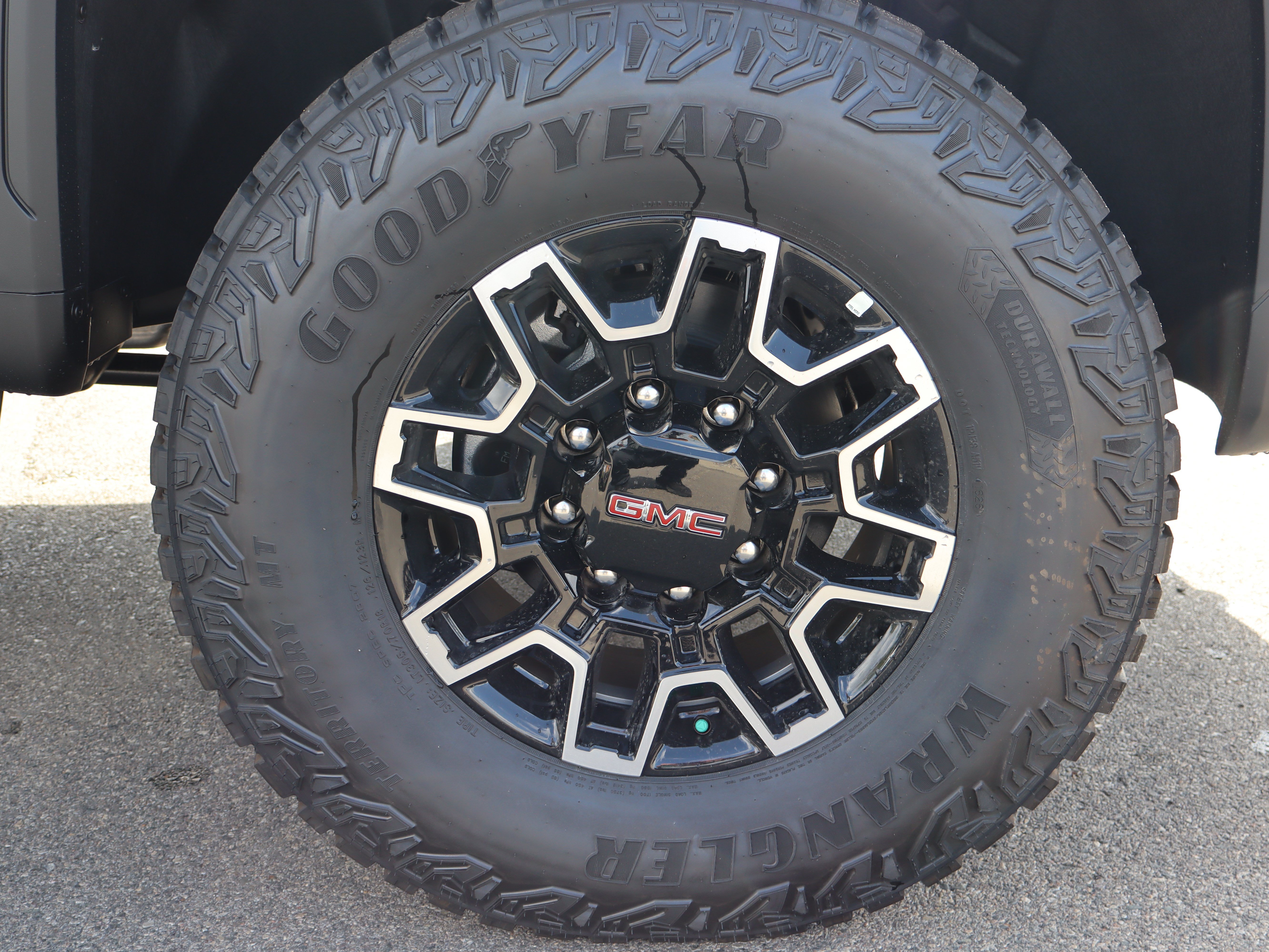 New 2026 GMC Sierra 2500 AT4X AWD/4WD image 22