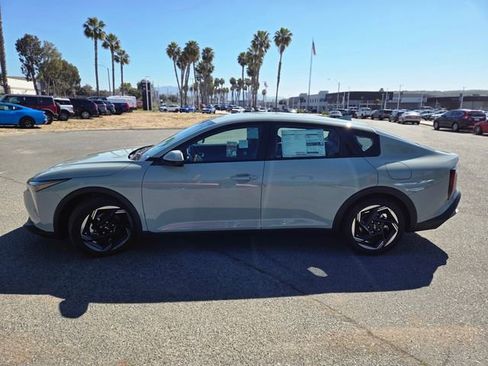 New 2026 Kia K4 EX image 10