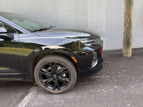 Used 2021 Chevrolet Blazer RS w/ Enhanced Convenience Package AWD/4WD image 3