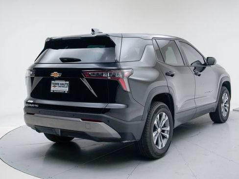 Used 2026 Chevrolet Equinox LT AWD/4WD image 7