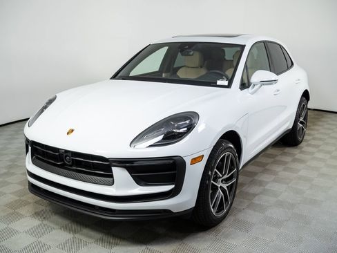 New 2026 Porsche Macan AWD/4WD image 1