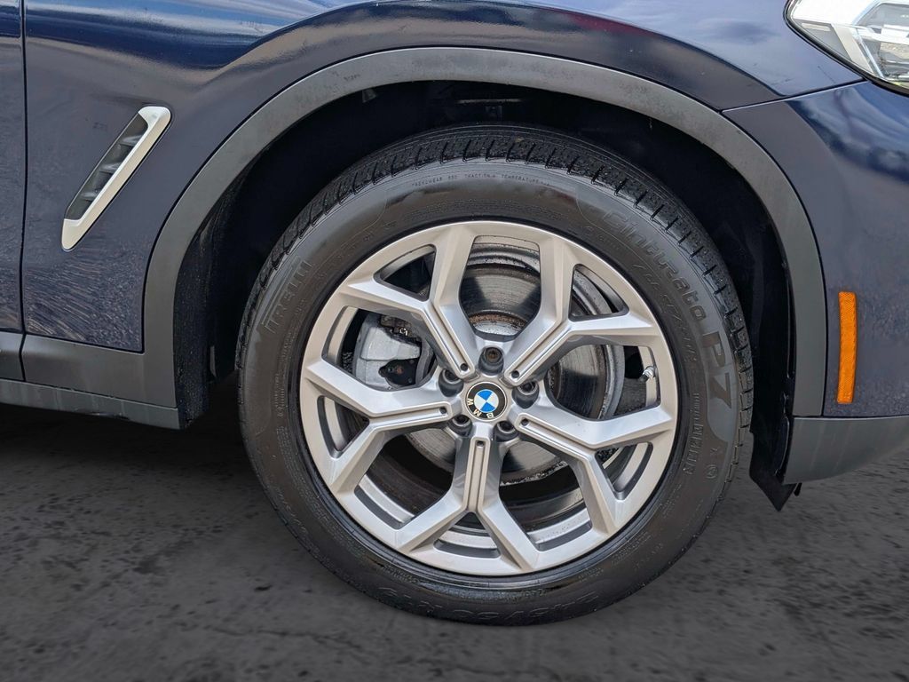 Used 2022 BMW X3 xDrive30i AWD/4WD image 6