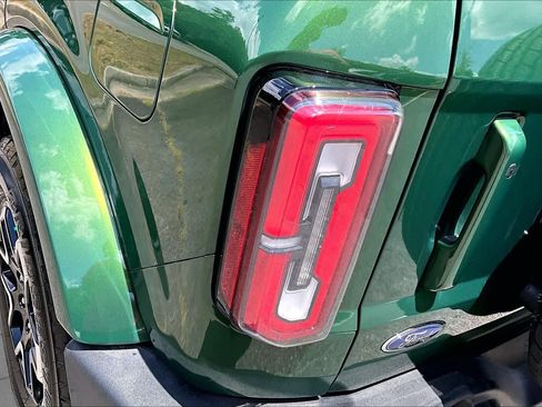 Used 2025 Ford Bronco Outer Banks AWD/4WD image 27