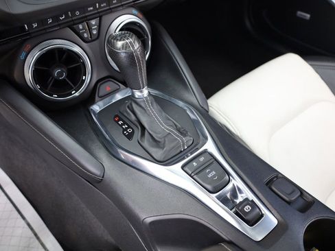 Used 2021 Chevrolet Camaro SS image 37