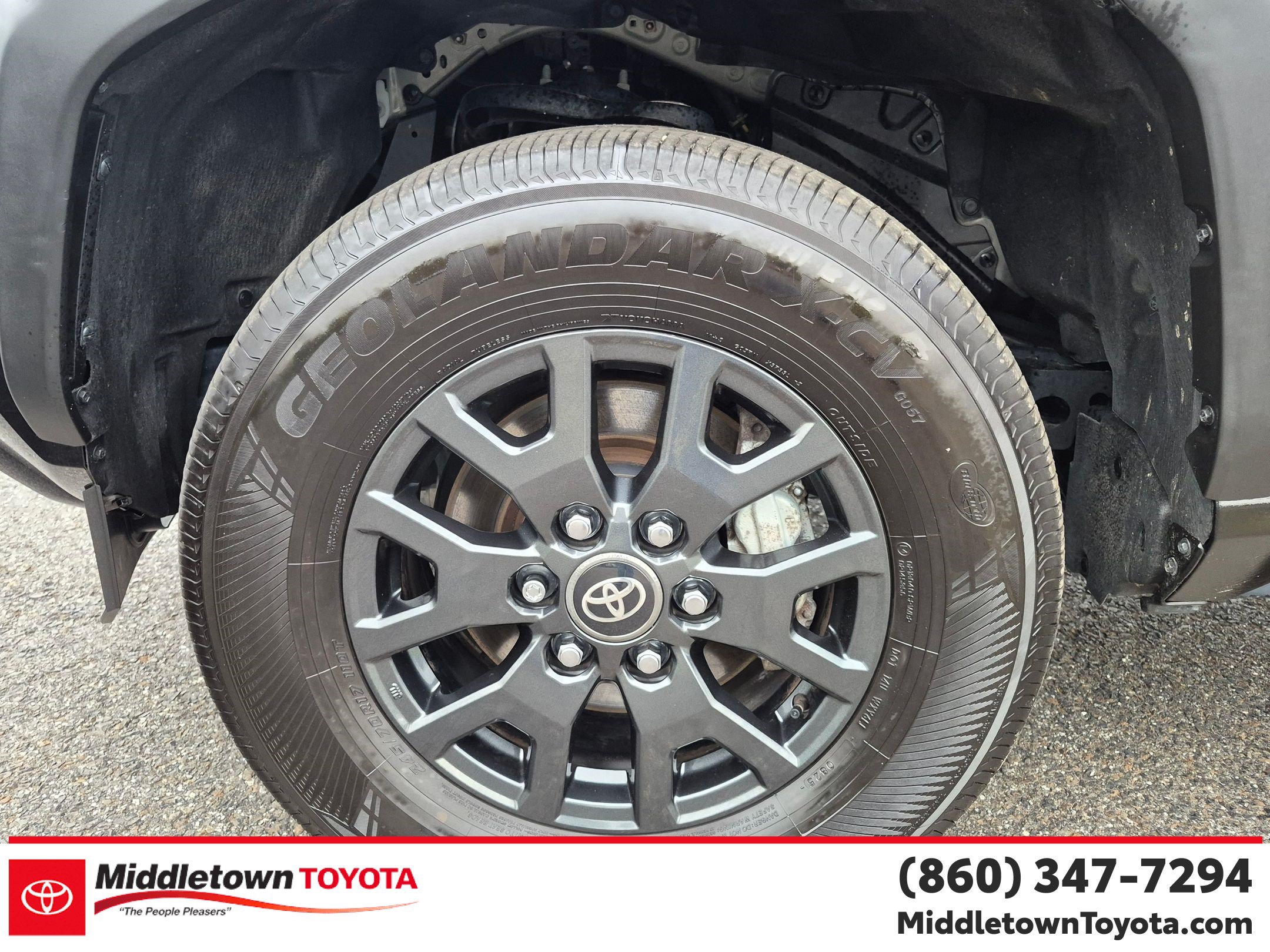 Certified 2025 Toyota 4Runner SR5 AWD/4WD image 9