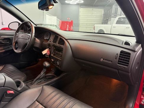 Used 2002 Chevrolet Monte Carlo SS w/ Preferred Equipment Group FWD image 8