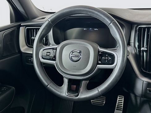 Used 2021 Volvo XC60 T5 R-Design w/ Advanced Package image 18