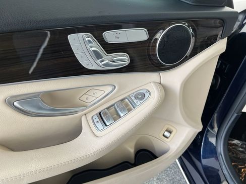 Used 2018 Mercedes-Benz C 300 Sedan image 13