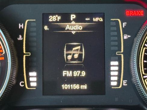 Used 2016 Jeep Cherokee Latitude w/ Cold Weather Group image 14