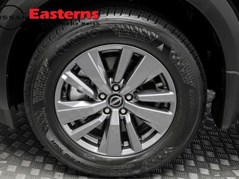 Used 2025 Nissan Pathfinder S image 51