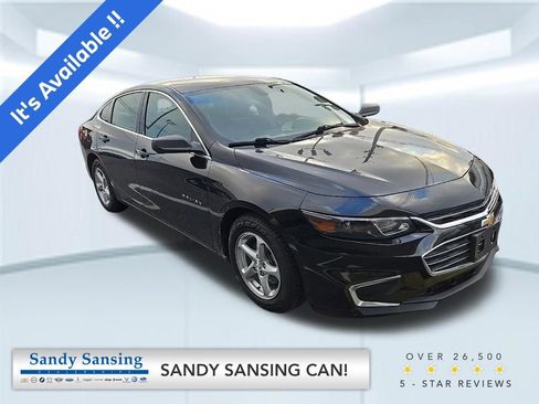 Used 2018 Chevrolet Malibu LS image 1