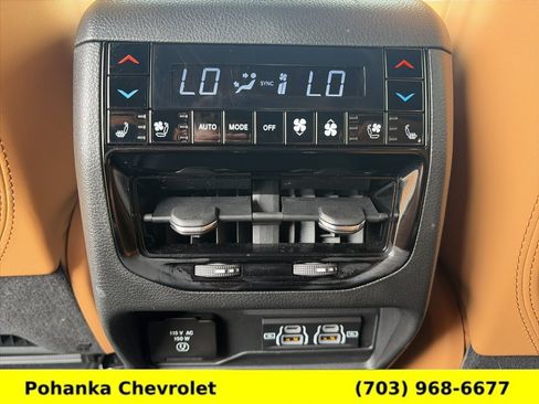 Used 2025 Jeep Grand Cherokee L Summit AWD/4WD image 24