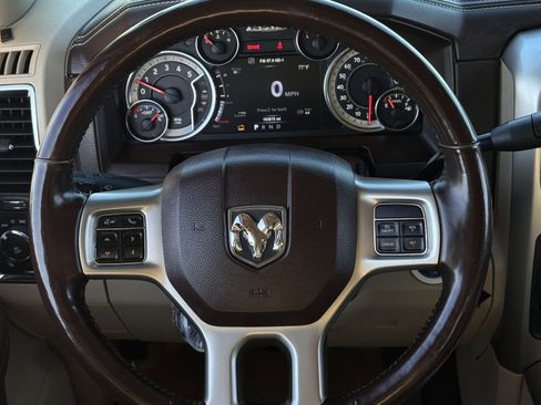 Used 2018 RAM 3500 Laramie image 16