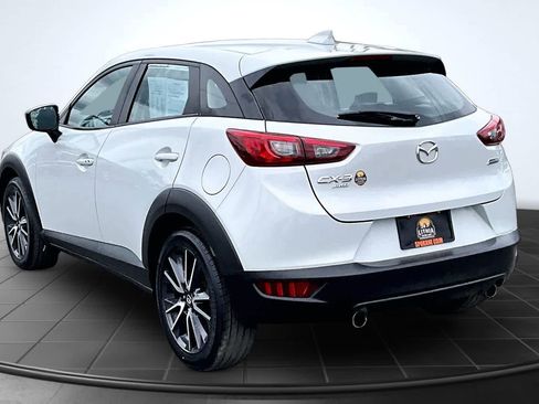 Used 2018 MAZDA CX-3 Touring AWD/4WD image 4