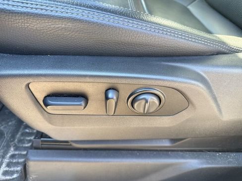 Used 2021 GMC Sierra 3500 Denali w/ Denali Black Diamond Edition image 11