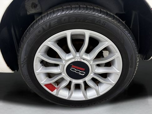 Used 2013 FIAT 500 Lounge w/ Luxury Leather Pkg FWD image 7