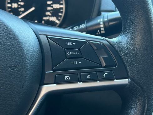 Used 2023 Nissan Altima 2.5 SV FWD image 28