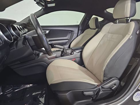 Used 2020 Ford Mustang Coupe RWD image 12