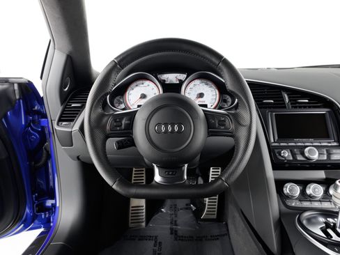 Used 2012 Audi R8 V10 AWD/4WD image 15