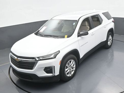 Used 2022 Chevrolet Traverse LS image 44