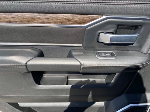 Used 2021 RAM 2500 Laramie AWD/4WD image 10