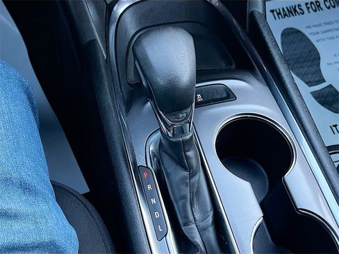 Used 2023 Chevrolet Malibu LT image 17