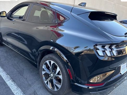 Used 2023 Ford Mustang Mach-E Premium image 5